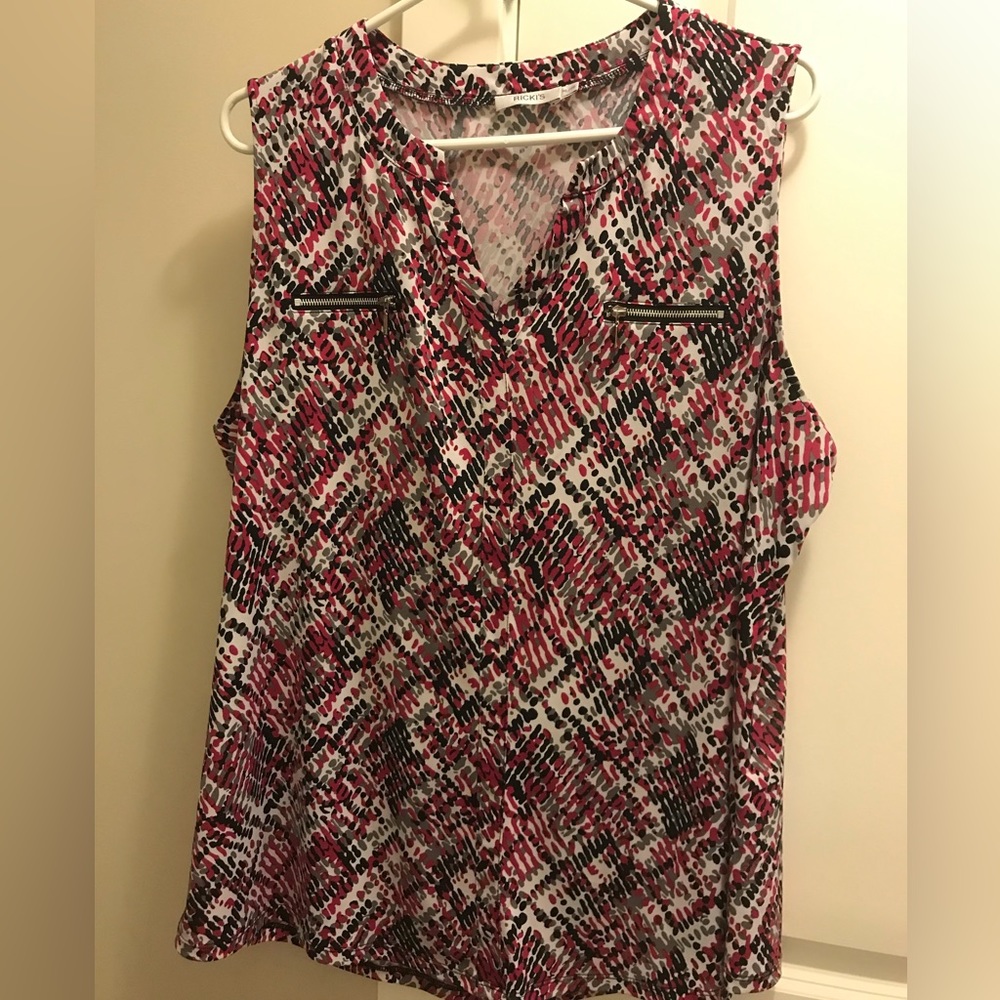 Ricki’s sleeveless top size XL